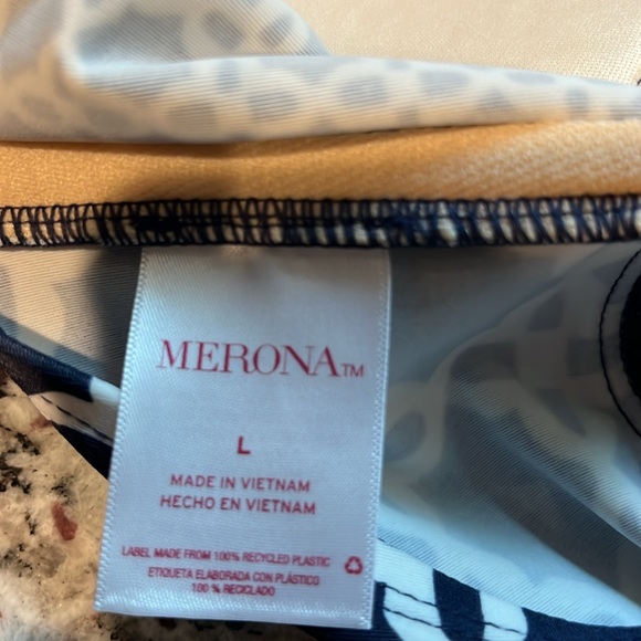 Target Merona bathing suit tankini top,size Large Navy & white,Halter style. EUC - Picture 5 of 5